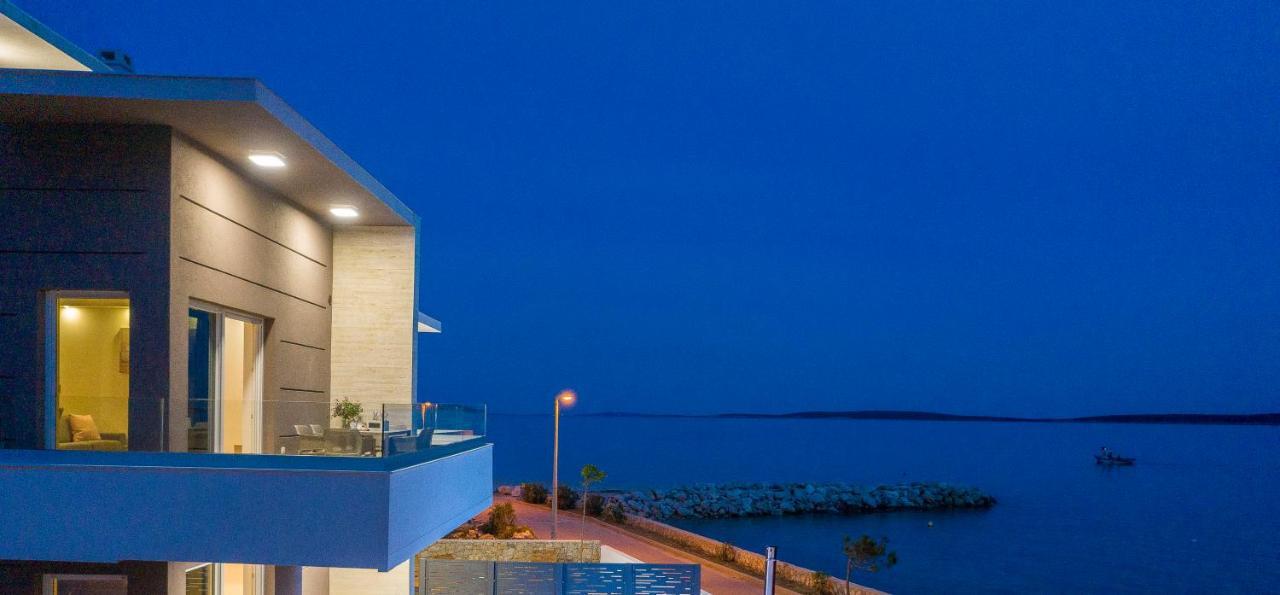 Villa Eni Apartments 2 Mandre Exteriér fotografie